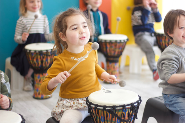 cours-musique-eveil-instrument-enfants-ados-nice-ecole-bubble-art