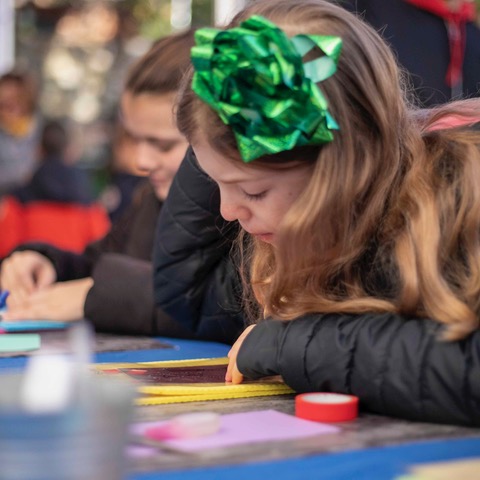 ateliers-spectacles-enfant-marche-noel-departement-06-cote-azur