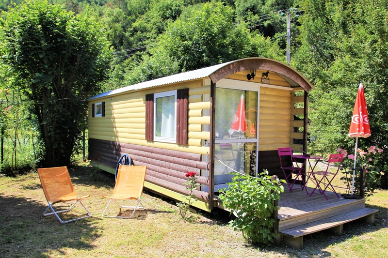 sejour-week-end-roulotte-bungalow-chalet-famille-enfants-nice-cote-azur-nature