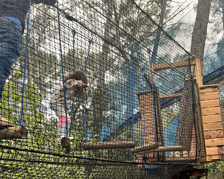 accrobranche-pour-enfant-parcours-aventure-facile-alpes-maritimes-cote-azur