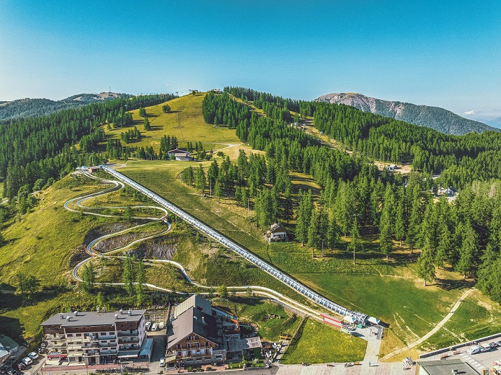 Descent de luge d'été à Valberg luge-ete-valberg-sortie-activites-famille-montagne-stations-alpes-maritimes-vacances-ete