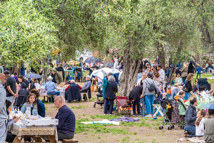 sortie-famille-fete-traditionnelle-danses-folkloriques-nice-cote-azur-riviera