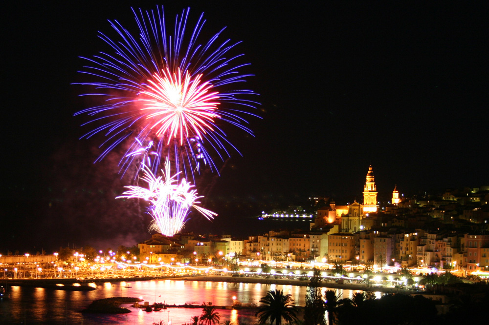 bal et feu d 39 artifice du 15 août 2019 à menton récréanice nice agenda