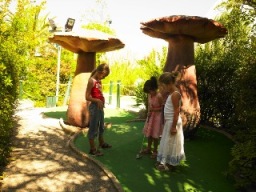 adventure golf en famille adventure-golf-biot-marineland-cote-azur