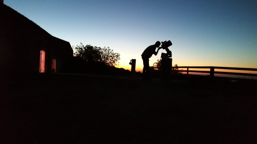 astrorama-eze-telescopes-etoiles-sortie-famille-week-end-cote-azur