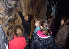 Musée de la Préhistoire à Tourrette Levens sortie-enfants-musee-prehistoire-tourrette-levens