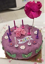 anniversaire-enfant-organiser-salle-fete-gateau