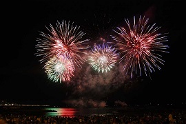 feu-artifice-nice-ete-vacances-horaire-date-menton-cote-azur