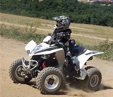 quad-enfant-auron-saint-etienne-tinee