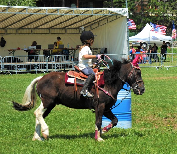 fete-cheval-valdeblore-equitation-famille-enfant