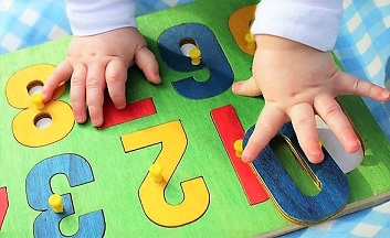 apprentissage-bebe-enfants-nice-eveil-motricite