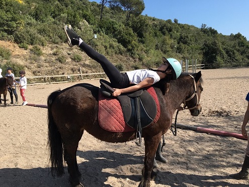 Poneys à Tourette Levens activite-enfants-poney-nice-saint-blaise