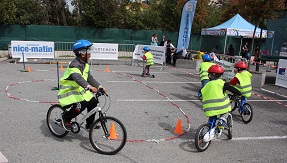 caravane-sport-vacances-enfant-animations-villes