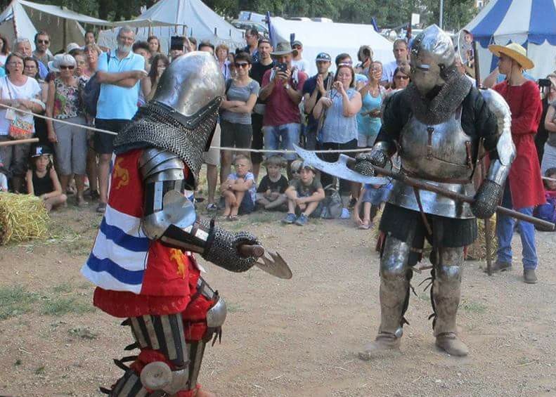 spectacle-combat-medieval-chevaliers-armures-06