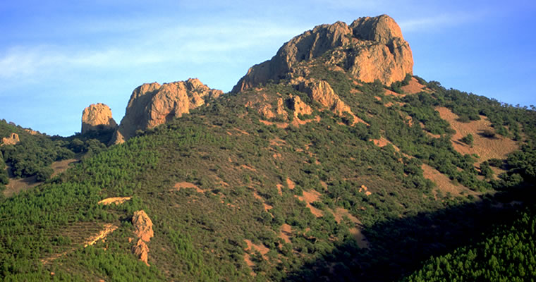 balades-site-esterel-roches-rouges-06