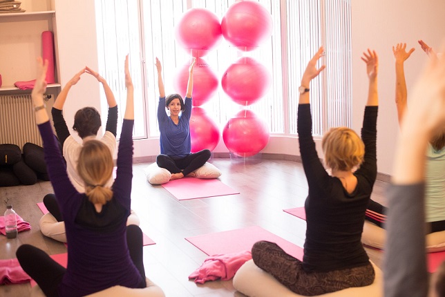 yoga-postnatal-remise-en-forme-nice