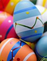 var-83-course-oeufs-paques-enfants-famille