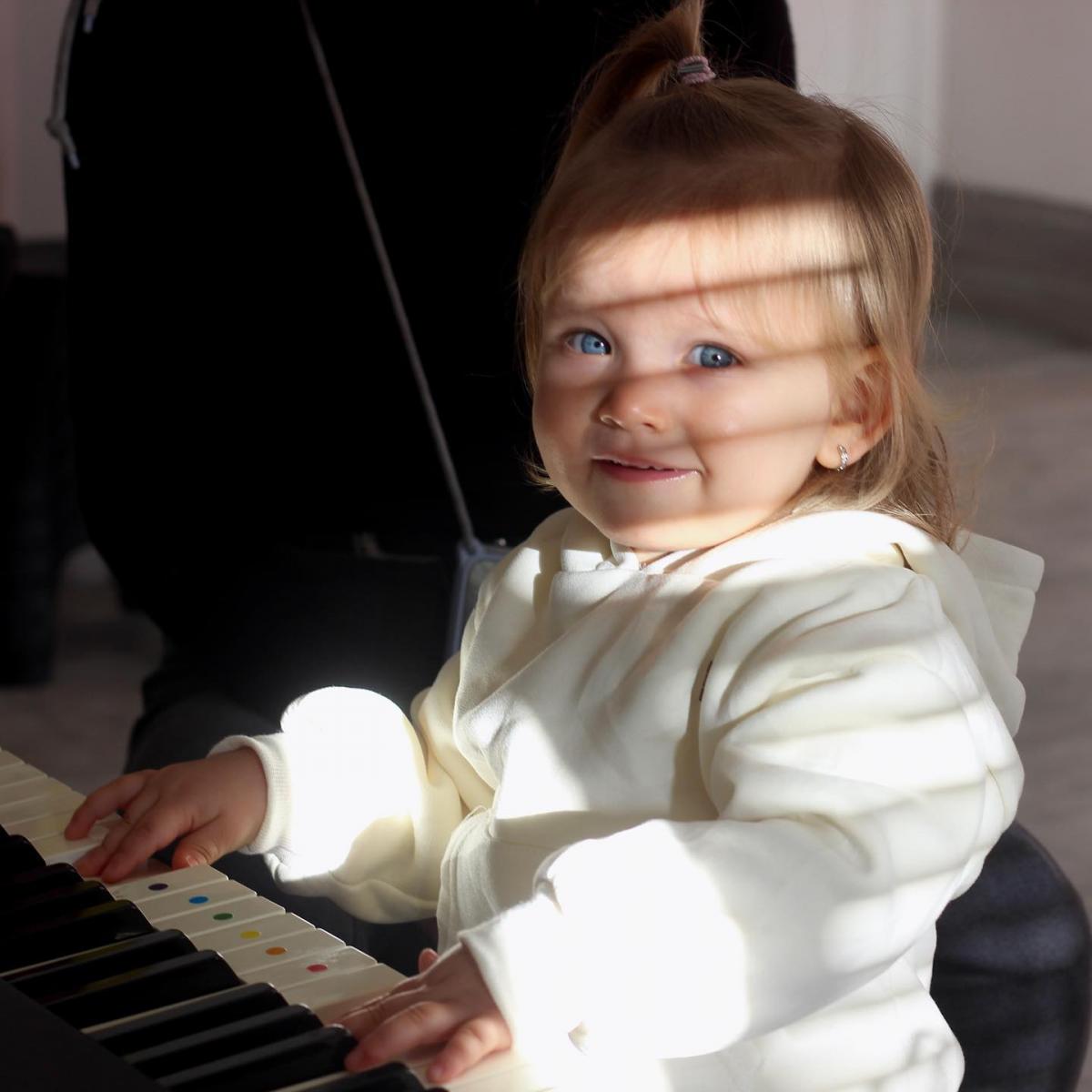 cours-eveil-musique-piano-enfant-bebe-nice-ecole-bubble-art-gioffredo
