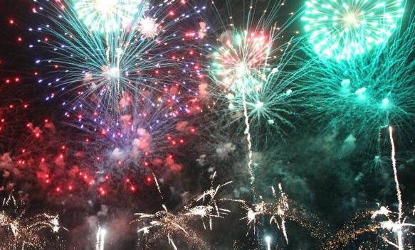 feu-artifice-cote-dazur-pyrotechnique-feux-artifices-06-alpes-maritimes