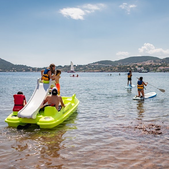 activites-nautiques-pedalo-paddle-esterel-agay
