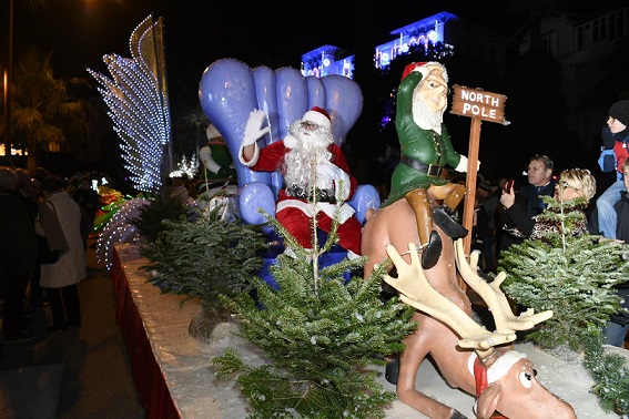 arrivee-pere-noel-cannet-alpes-maritimes