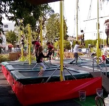 parc-attraction-enfants-manege-trampoline-loisirs