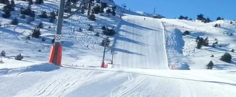 vacances-ski-enfants-famille-greolieres-neiges
